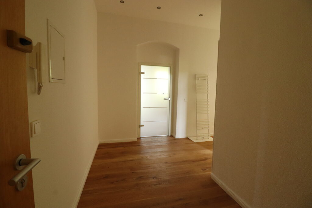 VORHER: Investorenwohnung Dresden